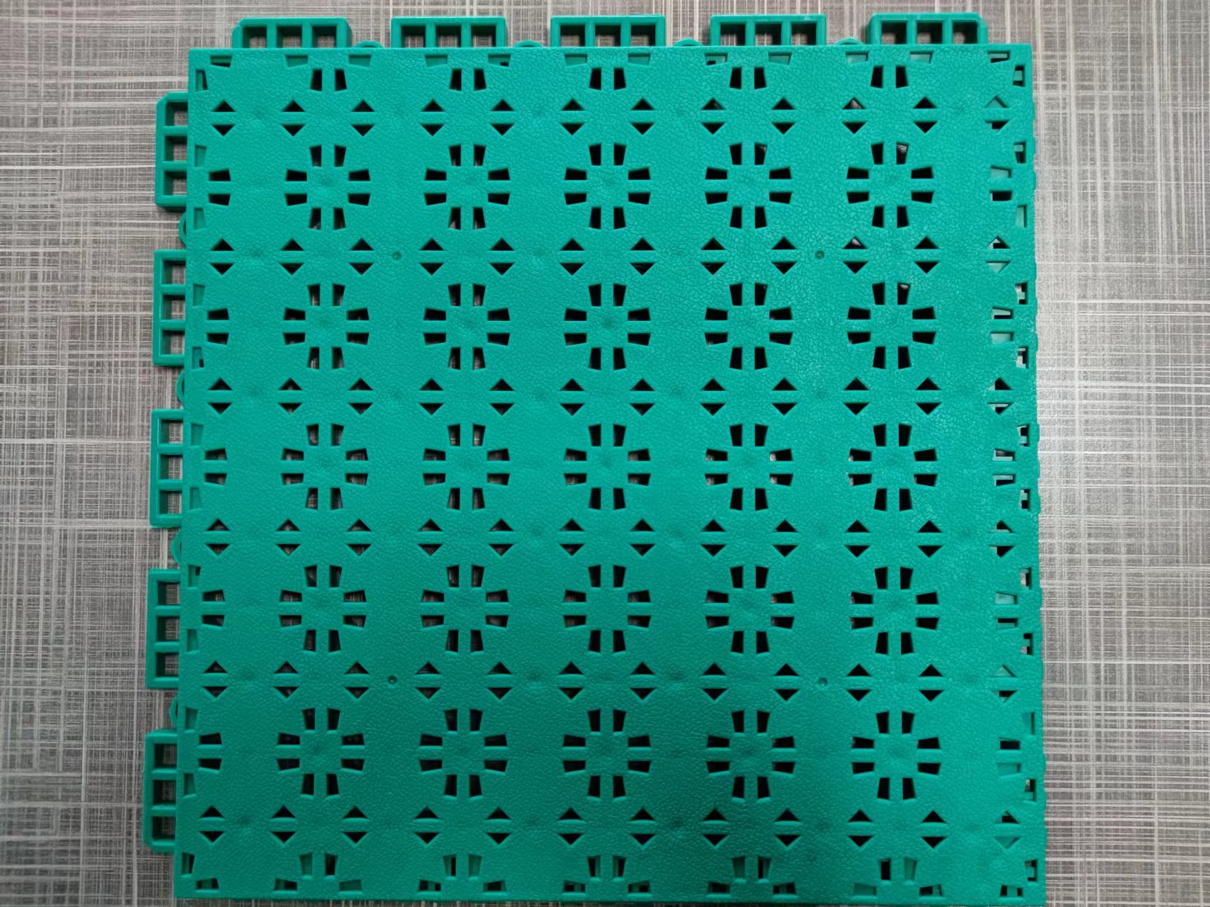 悬浮拼装地板篮球场